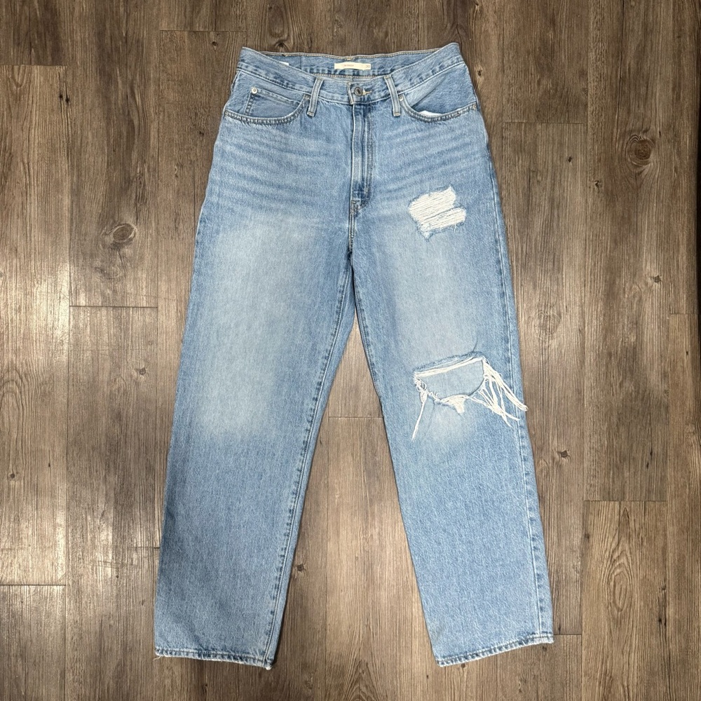 Levi’s ‘94 Baggy Jeans Distressed Size 30